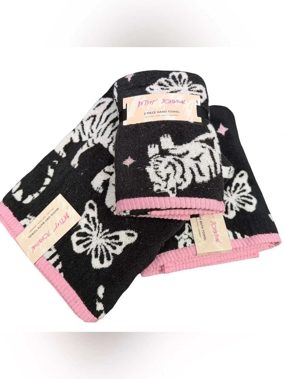 Betsey Johnson NWT Plush Black & White Tiger Print Bath and Hand Towel Set